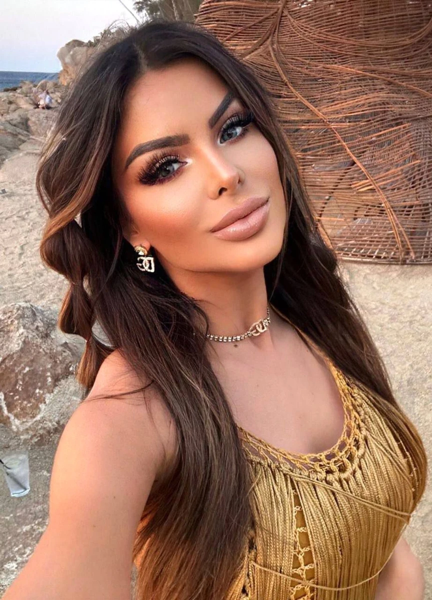 Alana escort in Dubai