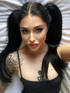Aleks escort in Dubai