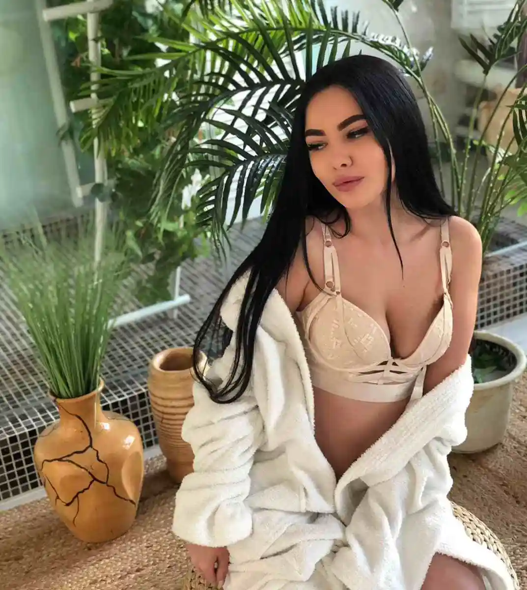 Alica escort in Dubai