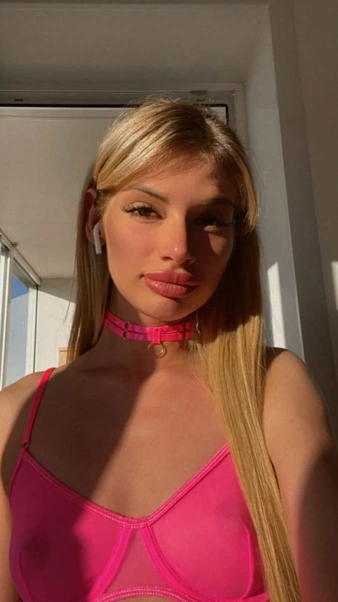 Alina escort in Dubai