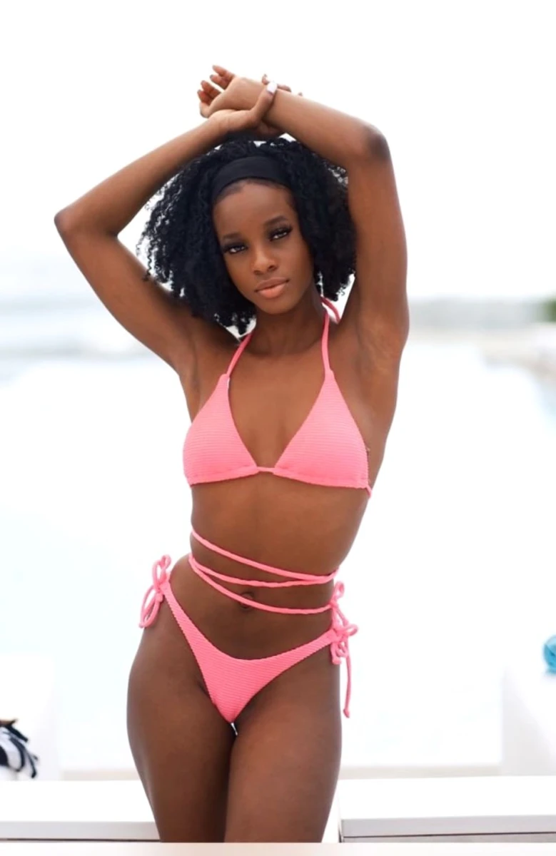 Amanda escort in Dubai