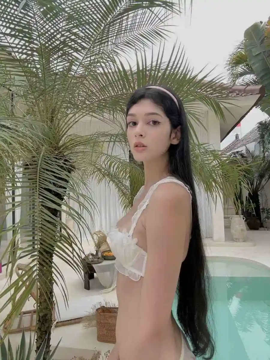 Amanda escort in Dubai