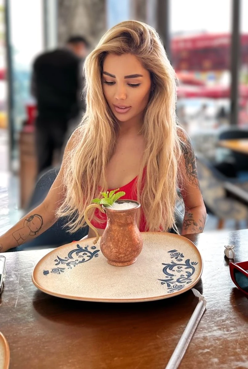 Angela escort in Dubai