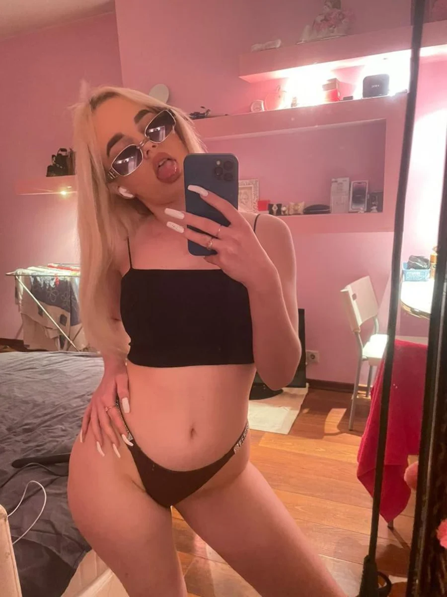Angelica escort in Dubai