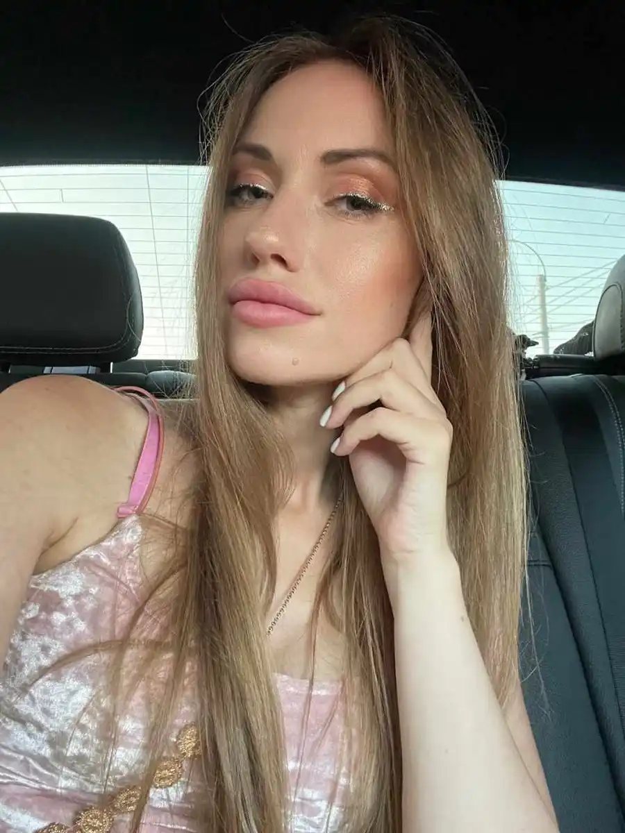 Anna escort in Dubai