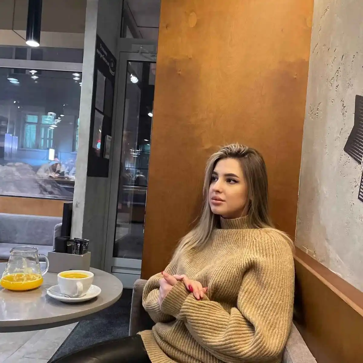 Camelia escort in Dubai