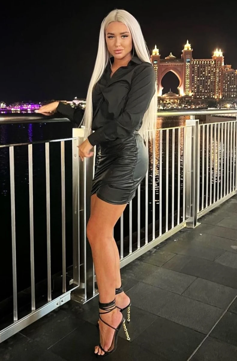Carolina escort in Dubai