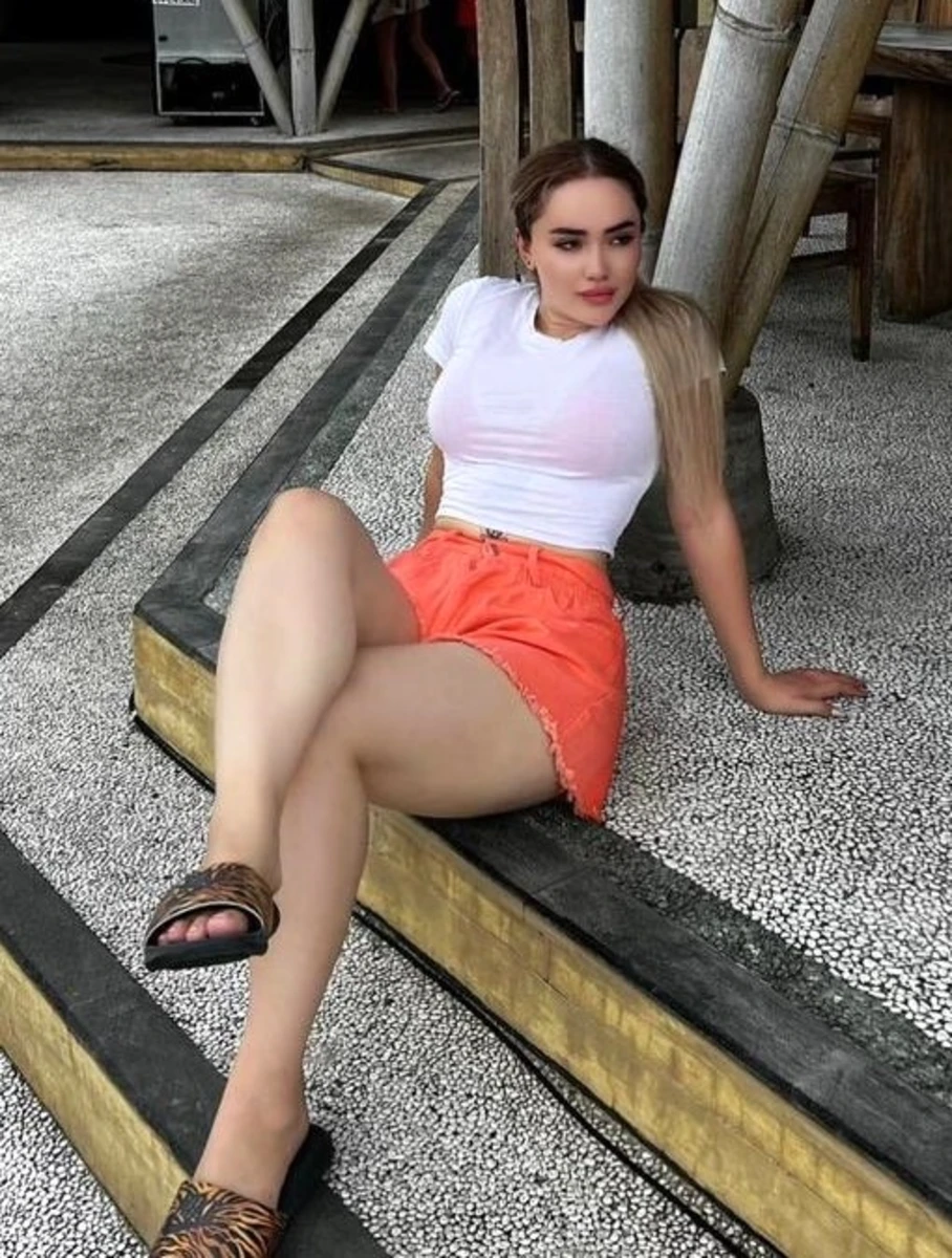 Caroline escort in Dubai