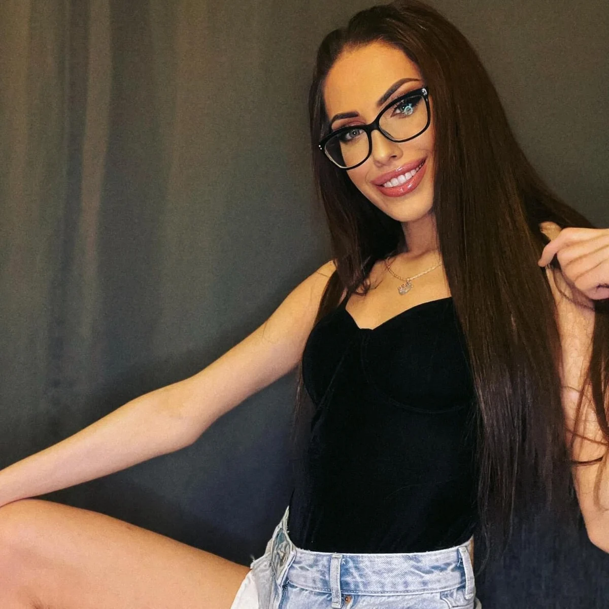 Charlie escort in Dubai