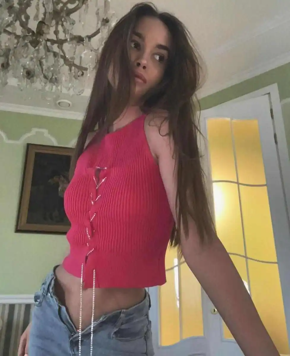 Cleo escort in Dubai