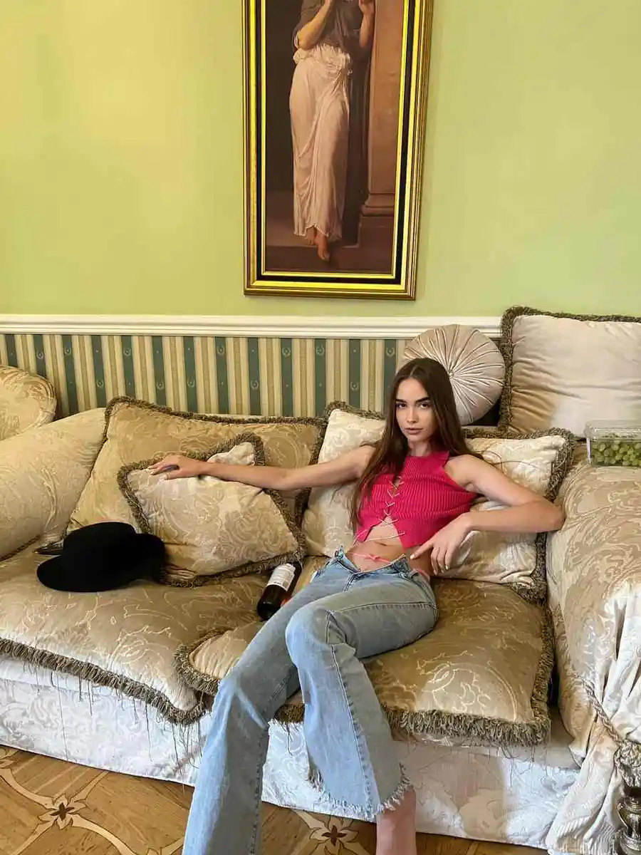 Cleo escort in Dubai