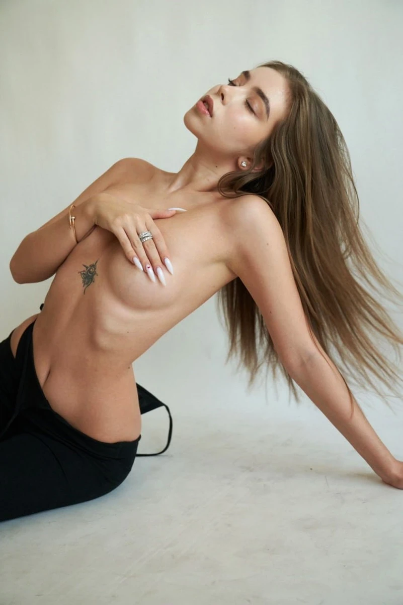 Daria escort in Dubai