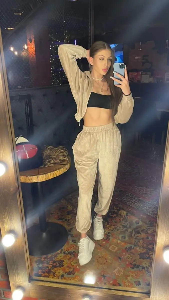 Diana escort in Dubai