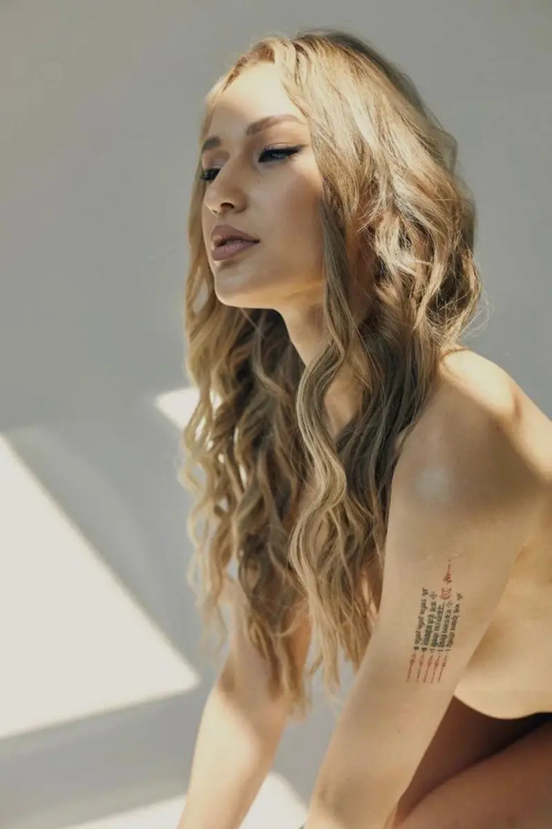 Emilia escort in Dubai
