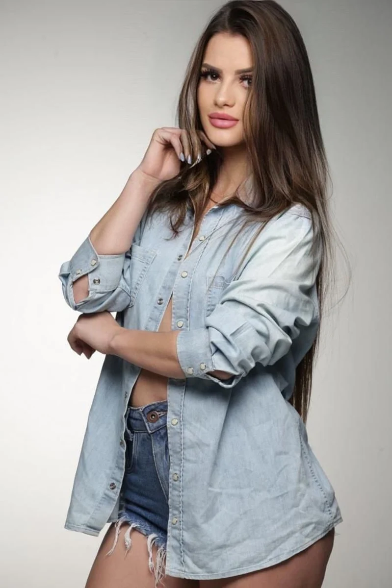Jheny escort in Dubai