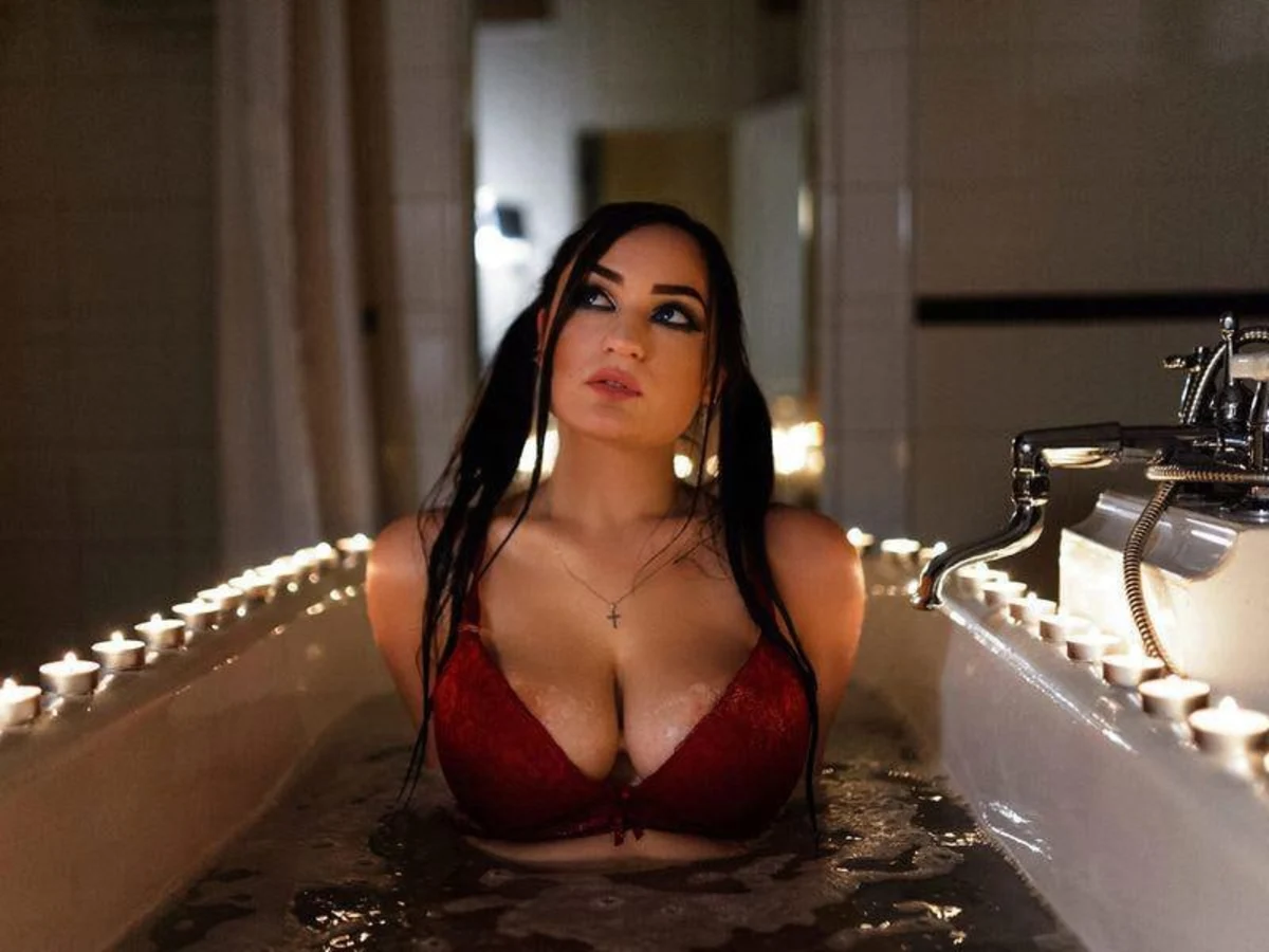 Karina escort in Dubai