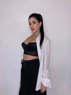 Lolita escort in Dubai