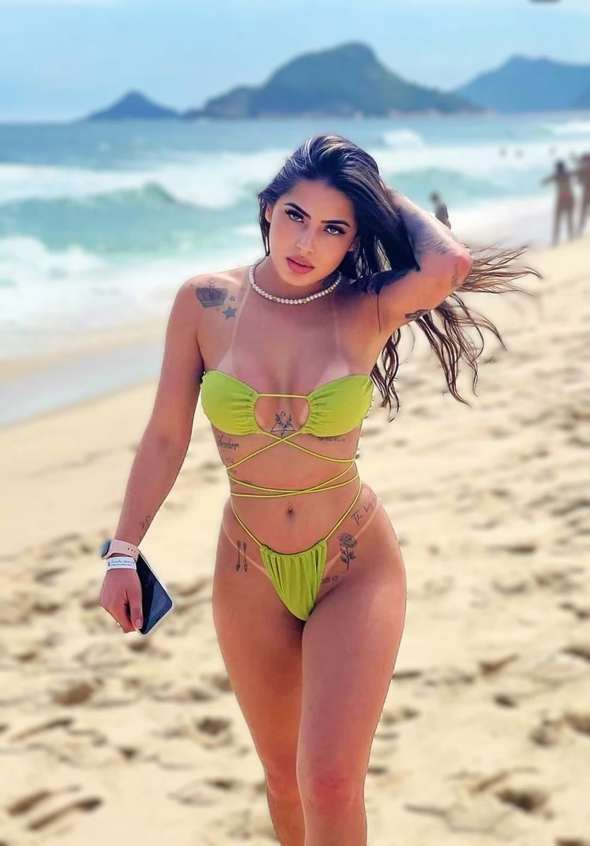 Loren escort in Dubai