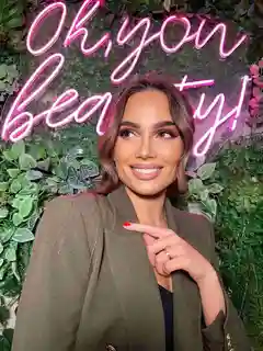 Lukeriya escort in Dubai