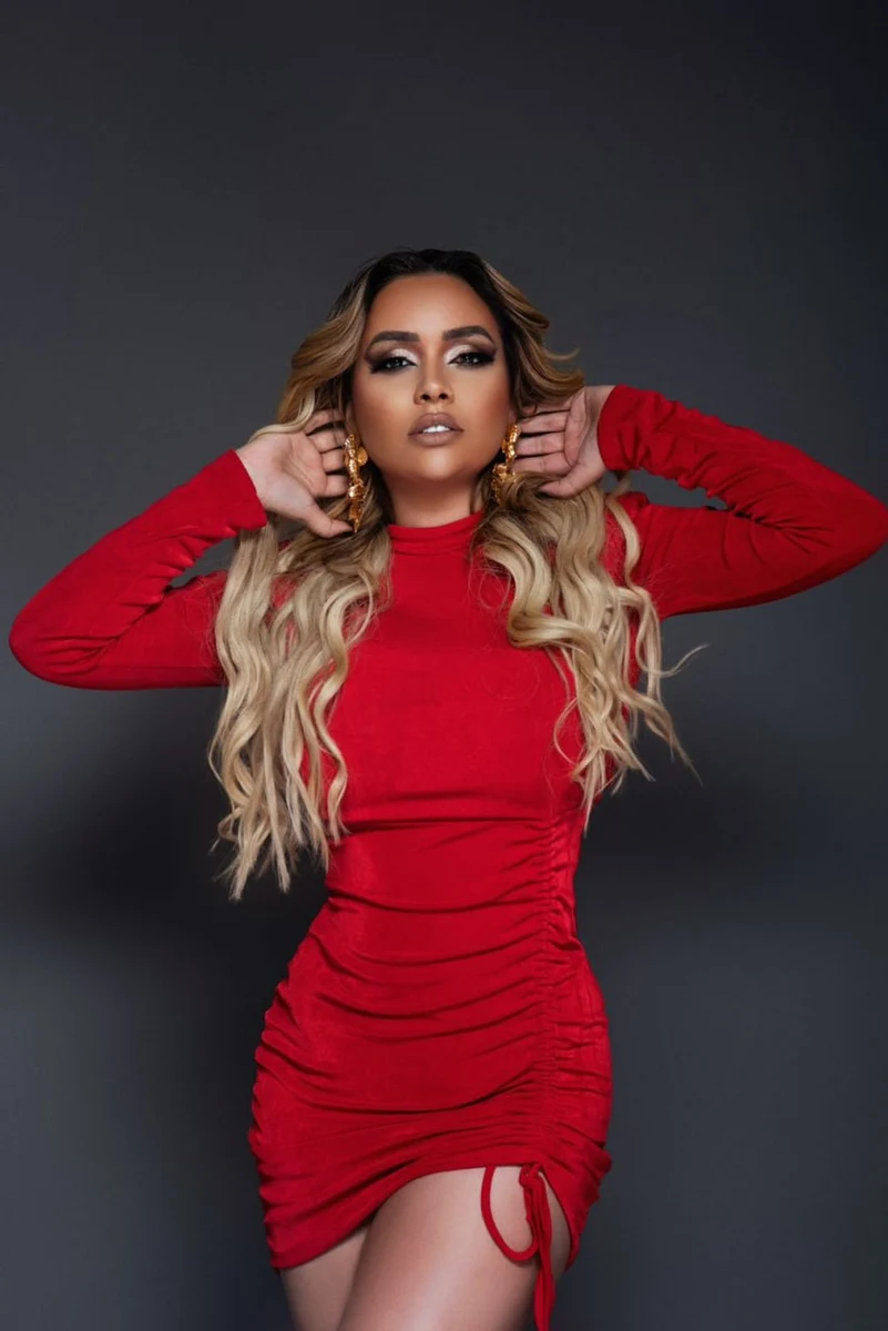 Luma escort in Dubai