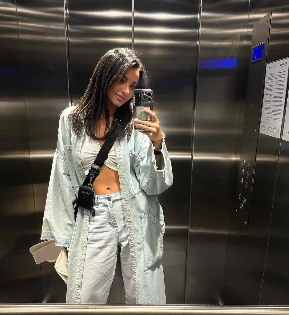 Maif escort in Dubai