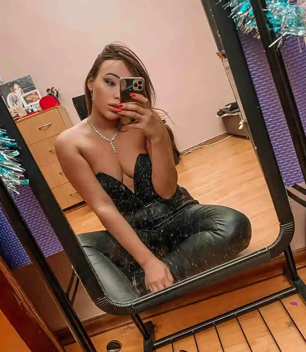 Malika escort in Dubai