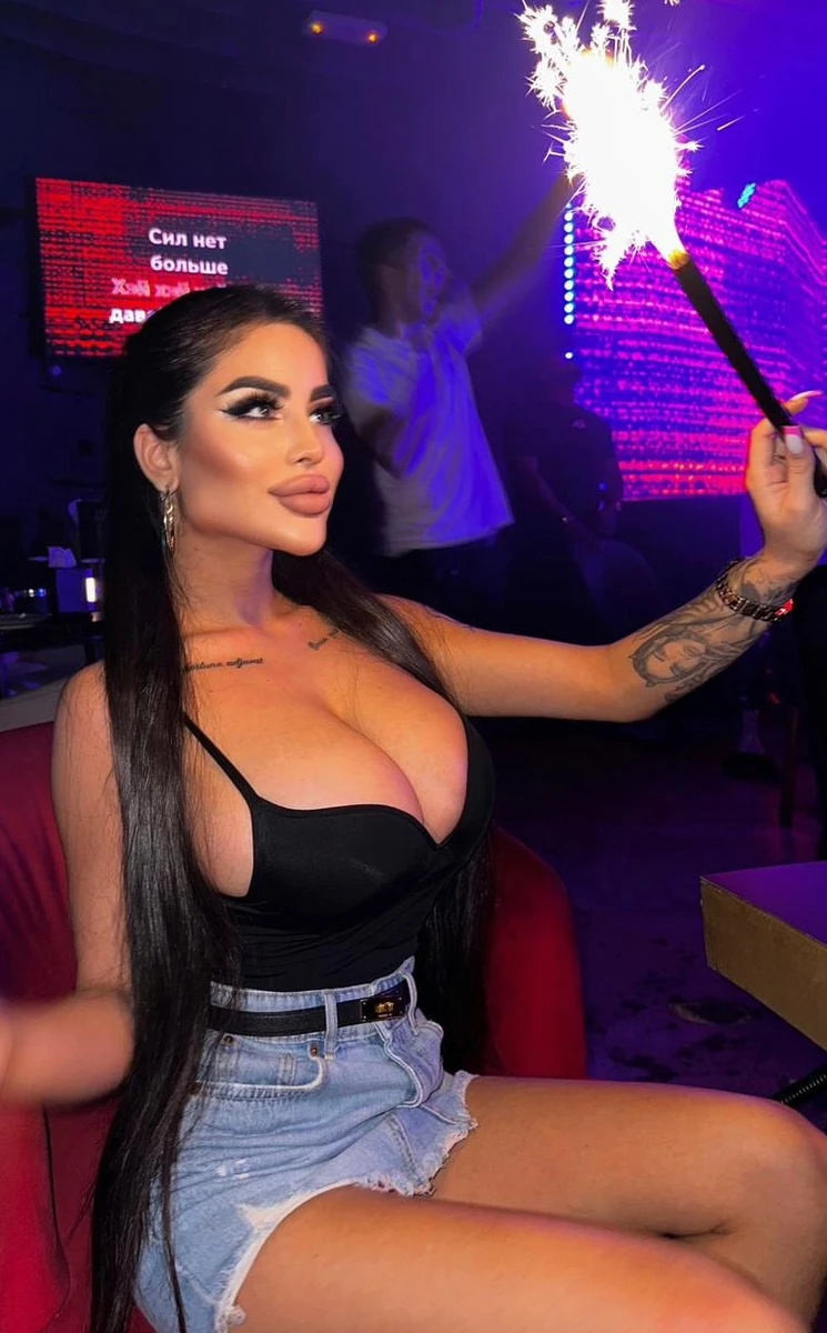 Mariam escort in Dubai