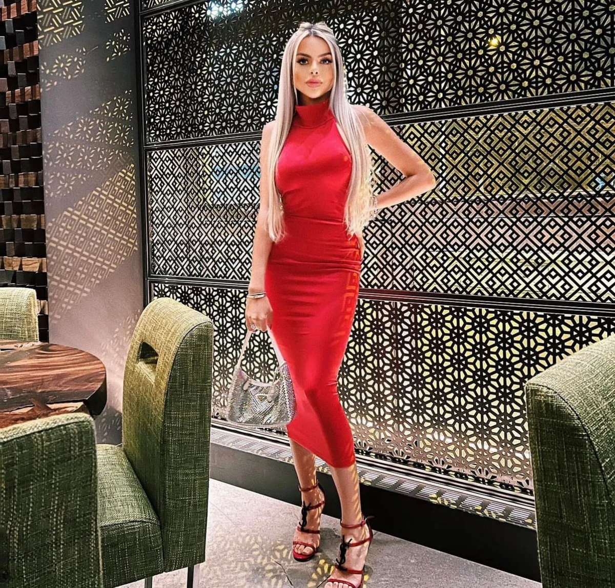 Martina escort in Dubai