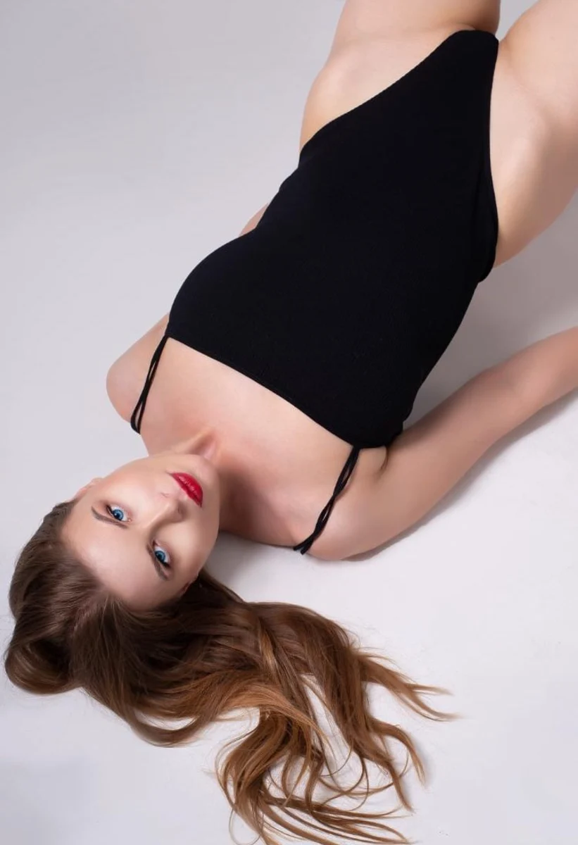 Mia escort in Dubai