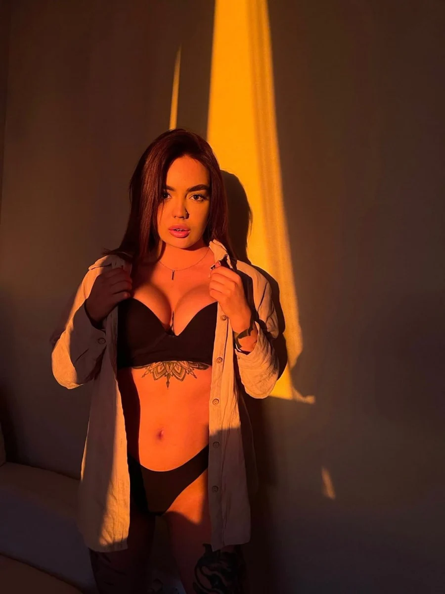 Morana escort in Dubai