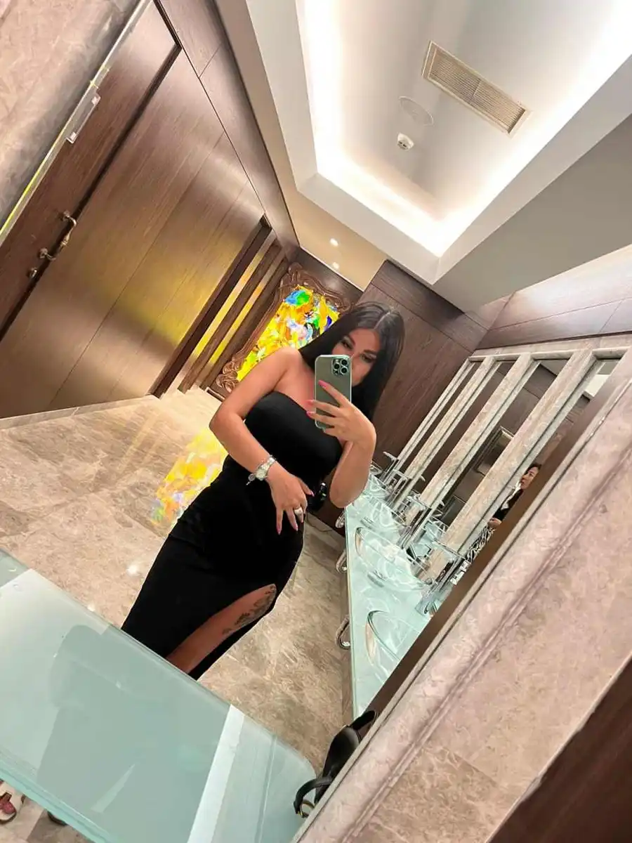 Selima escort in Dubai