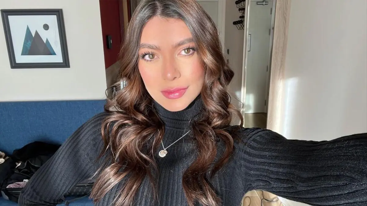 Victoria escort in Dubai