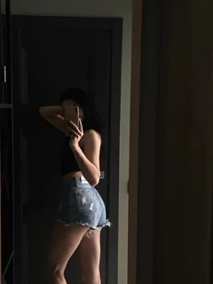 Viola escort in Dubai