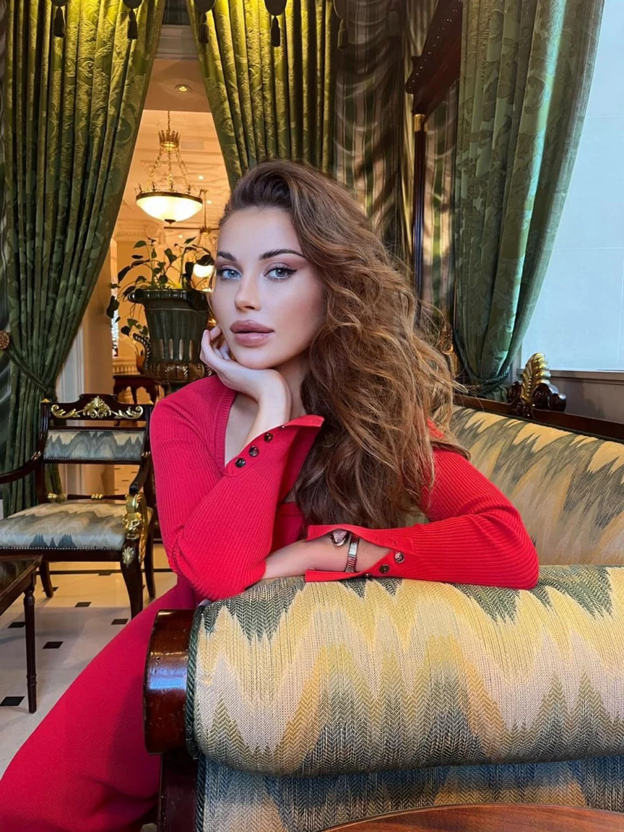 Vivienne escort in Dubai