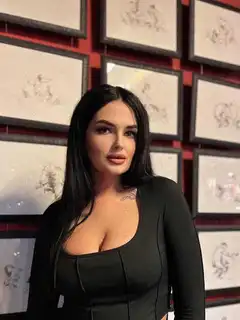 Zarina escort in Dubai