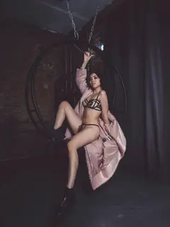 Zarina escort in Dubai